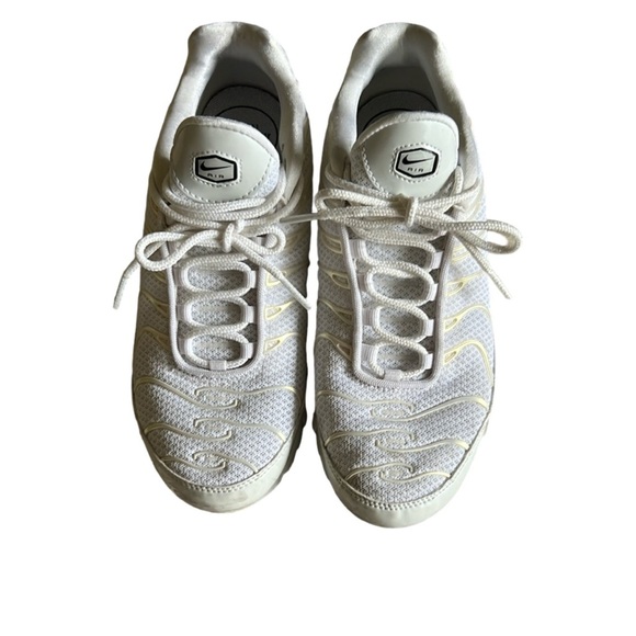 NIke Air Max Plus Premium Women's Shoe Size 8 - Picture 1 of 9